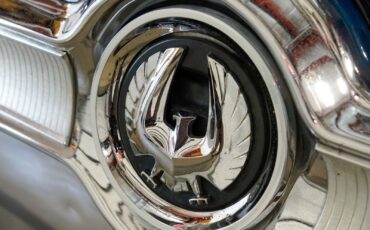 Chrysler-200-Series-1964-Sedan-33