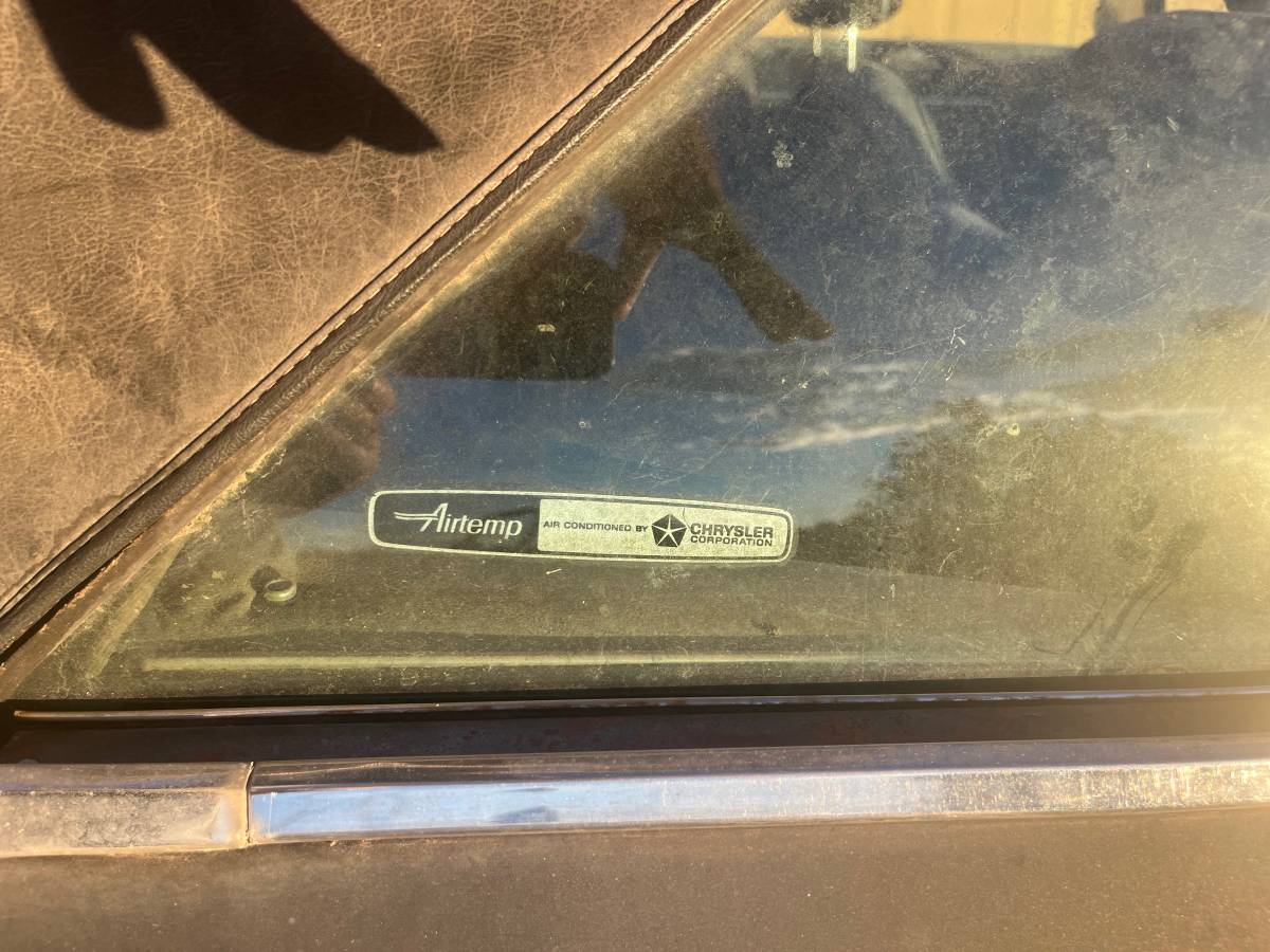 Chrysler-300-1969-black-16