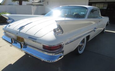 Chrysler-300g-1961-Alaskan-White-Cream-12