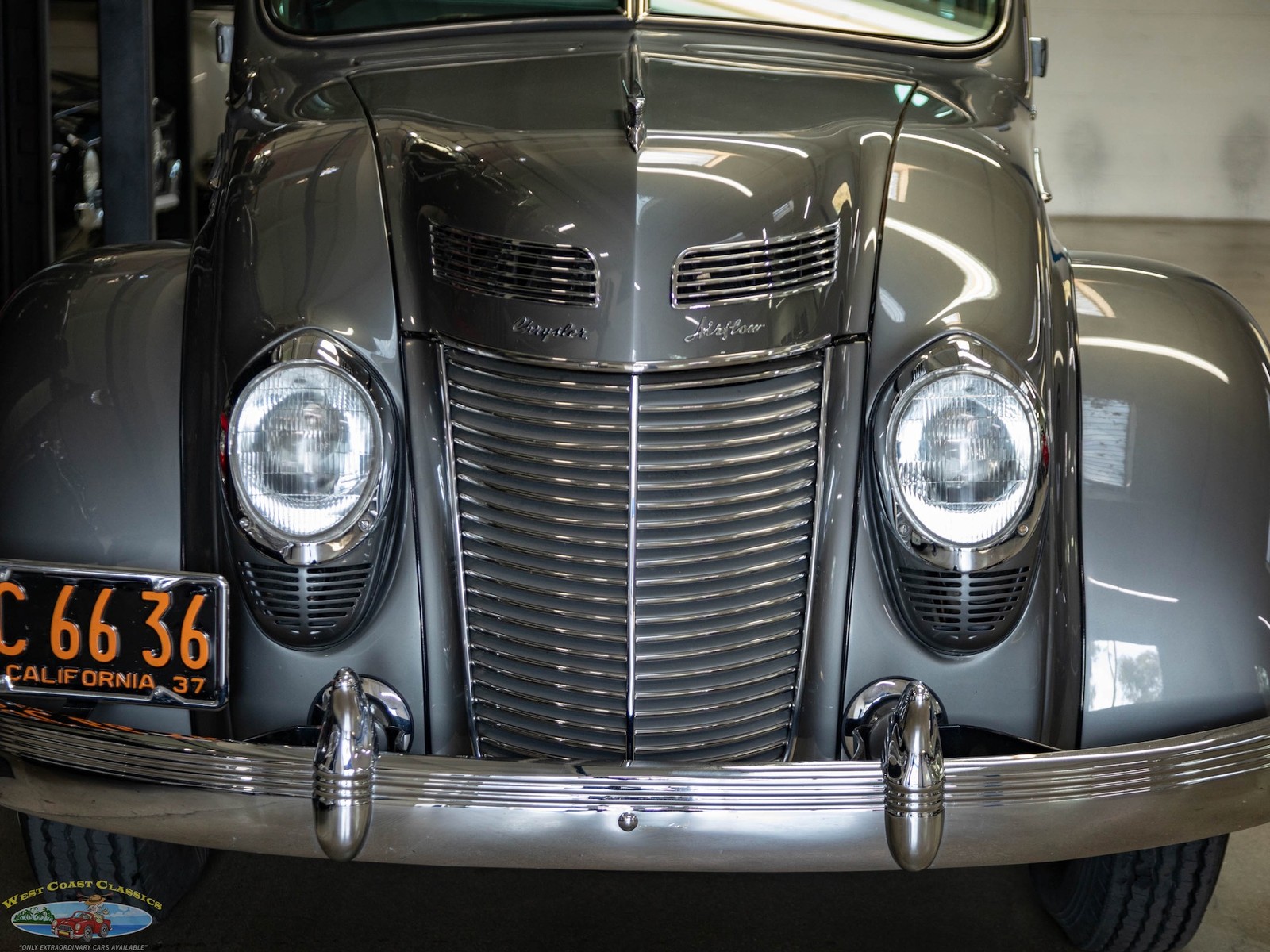 Chrysler-Airflow-Series-C-17-1937-2-Door-Coupe-15