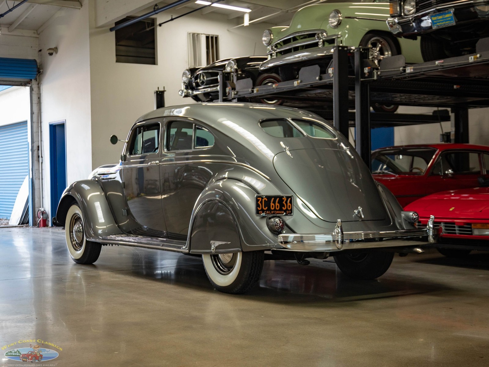 Chrysler-Airflow-Series-C-17-1937-2-Door-Coupe-21