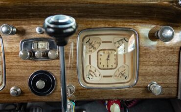 Chrysler-Airflow-Series-C-17-1937-2-Door-Coupe-37