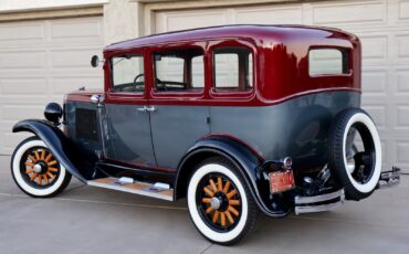 Chrysler-DeSoto-1930-Sedan-1