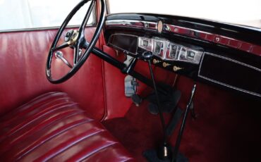 Chrysler-DeSoto-1930-Sedan-14