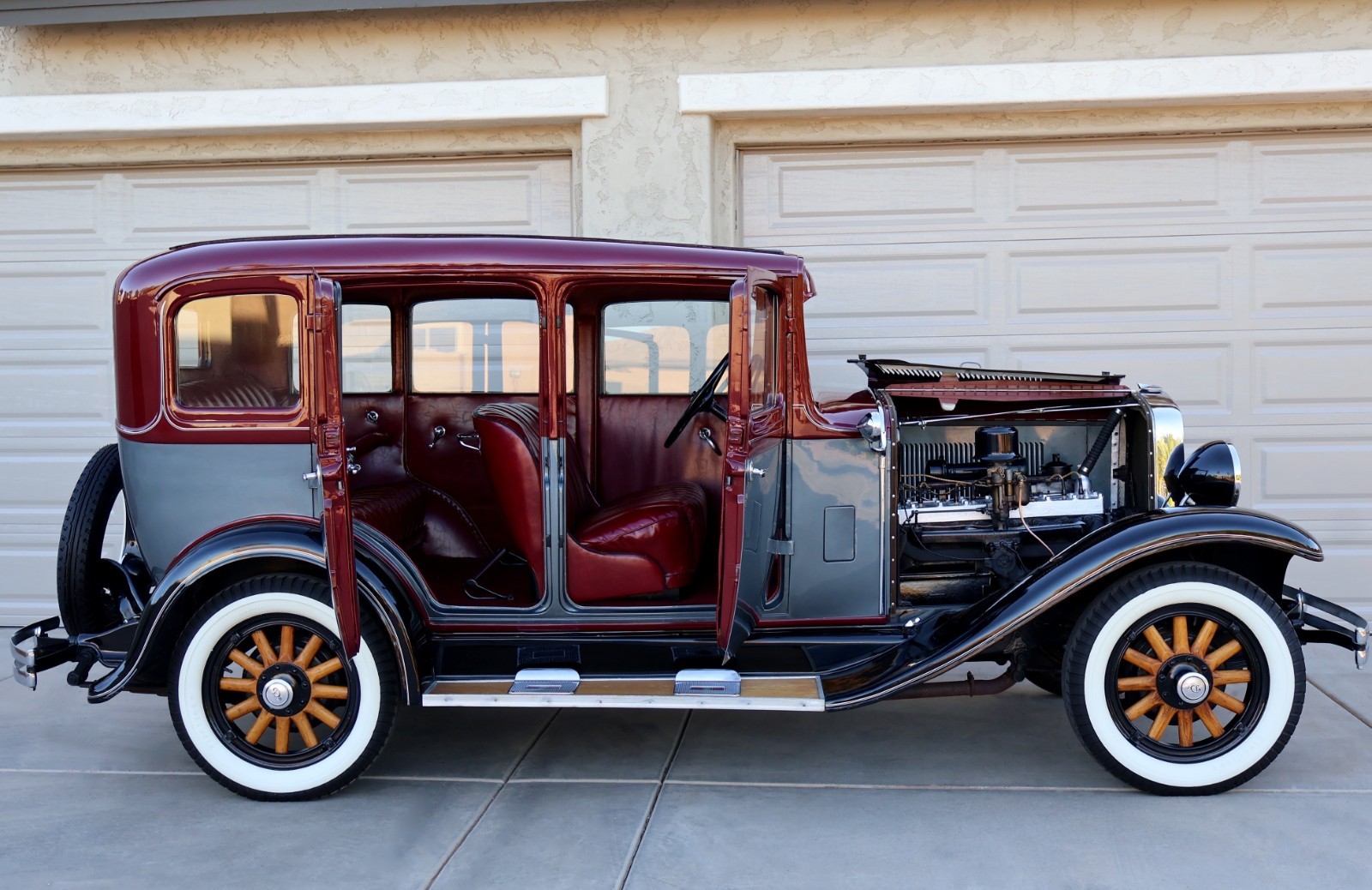 Chrysler-DeSoto-1930-Sedan-2