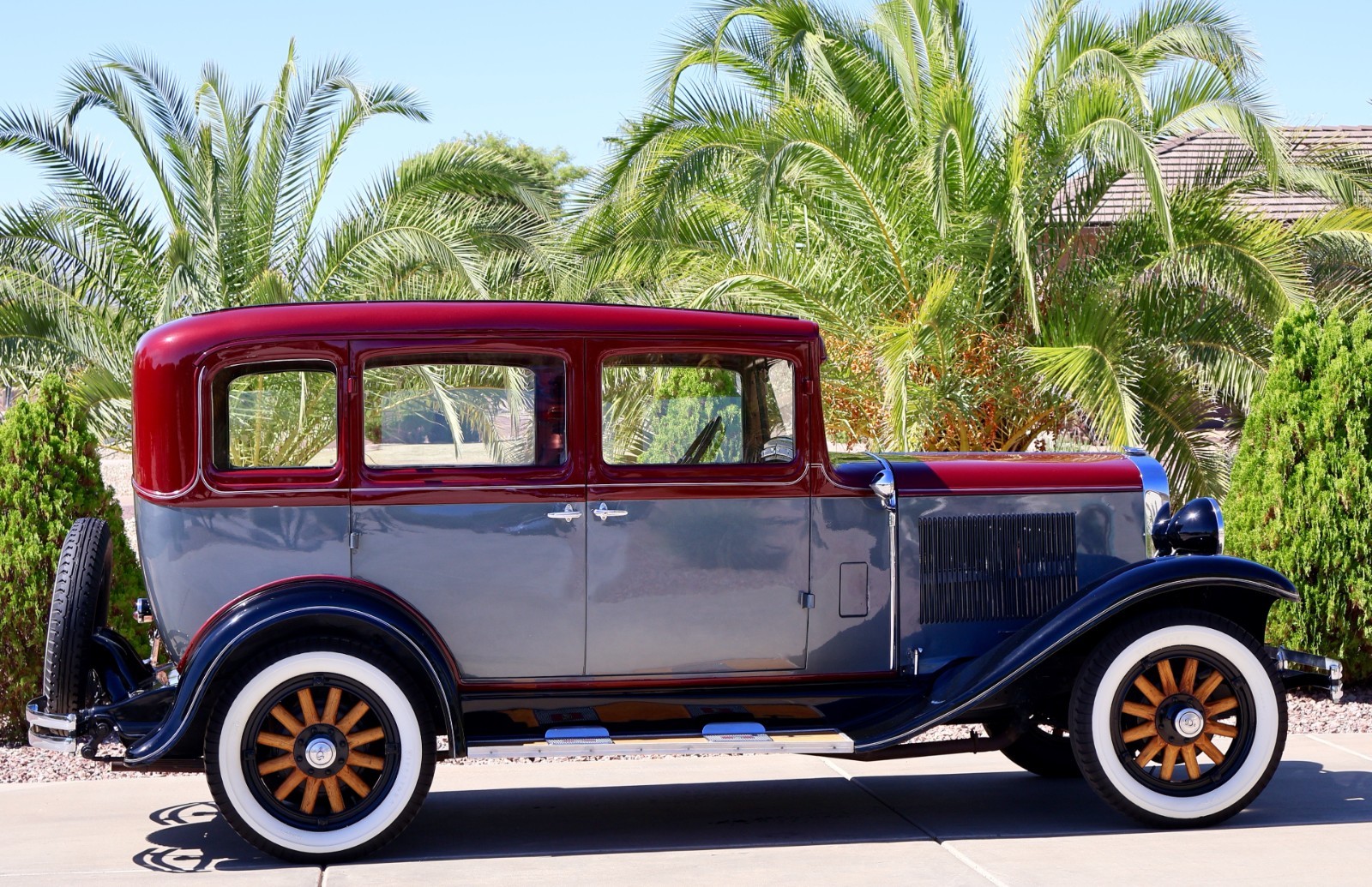Chrysler-DeSoto-1930-Sedan-24