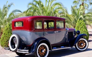 Chrysler-DeSoto-1930-Sedan-26