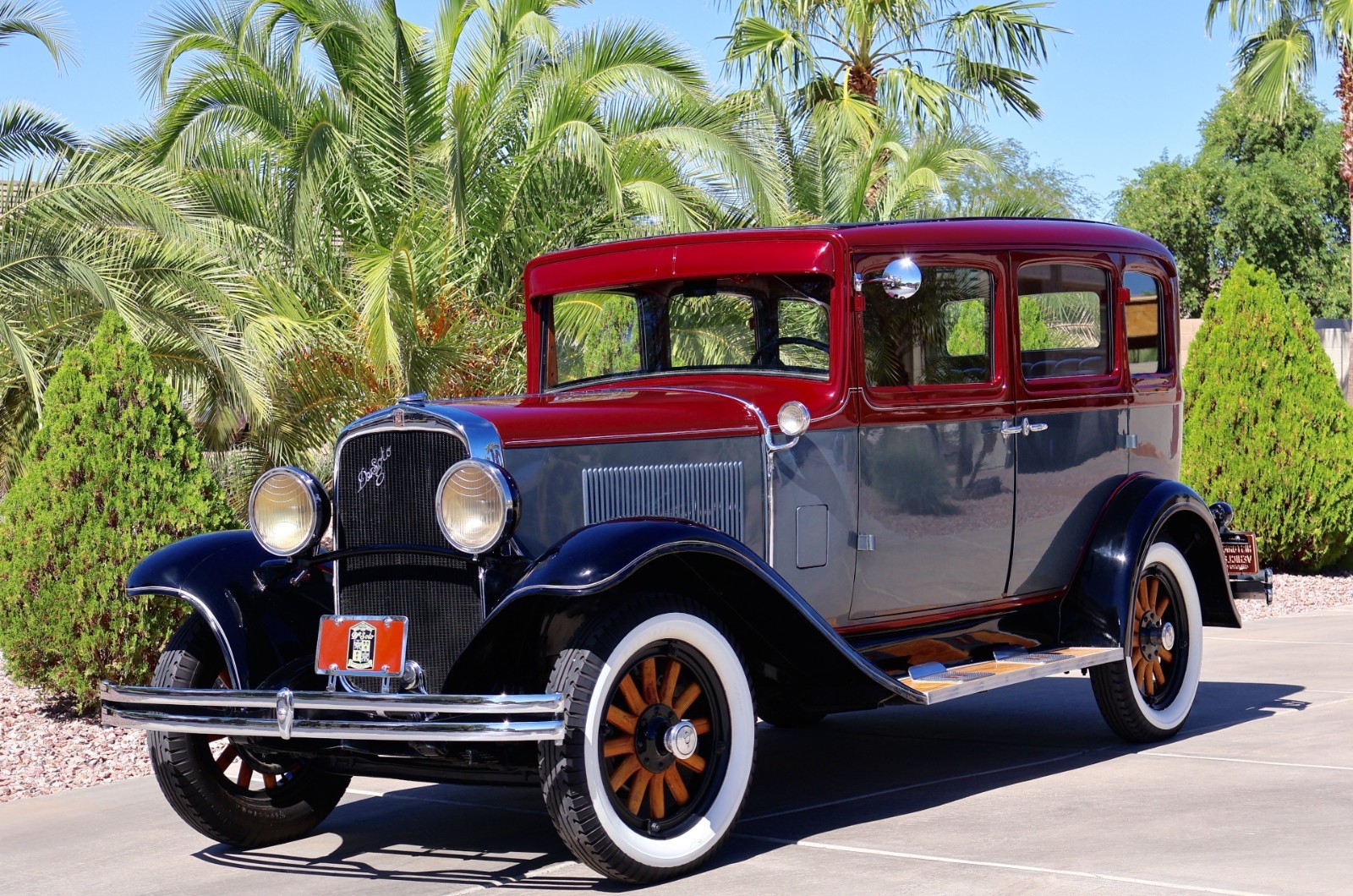 Chrysler-DeSoto-1930-Sedan-28