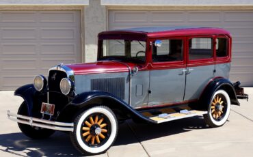 Chrysler-DeSoto-1930-Sedan-33