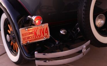 Chrysler-DeSoto-1930-Sedan-35