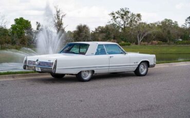 Chrysler-Imperial-1967-2-Door-35