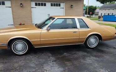 Chrysler-Imperial-1982-2-dr-1