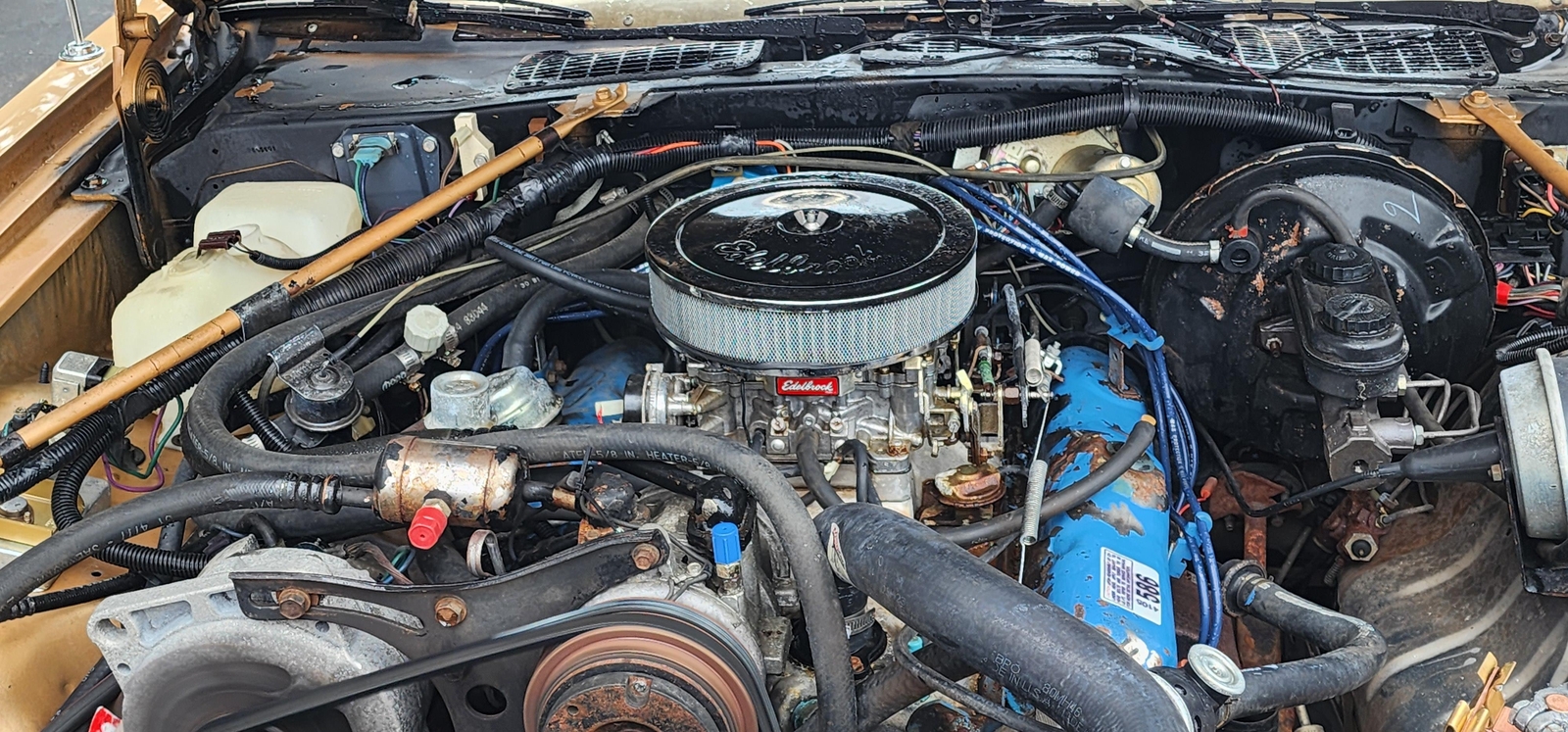 Chrysler-Imperial-1982-2-dr-20