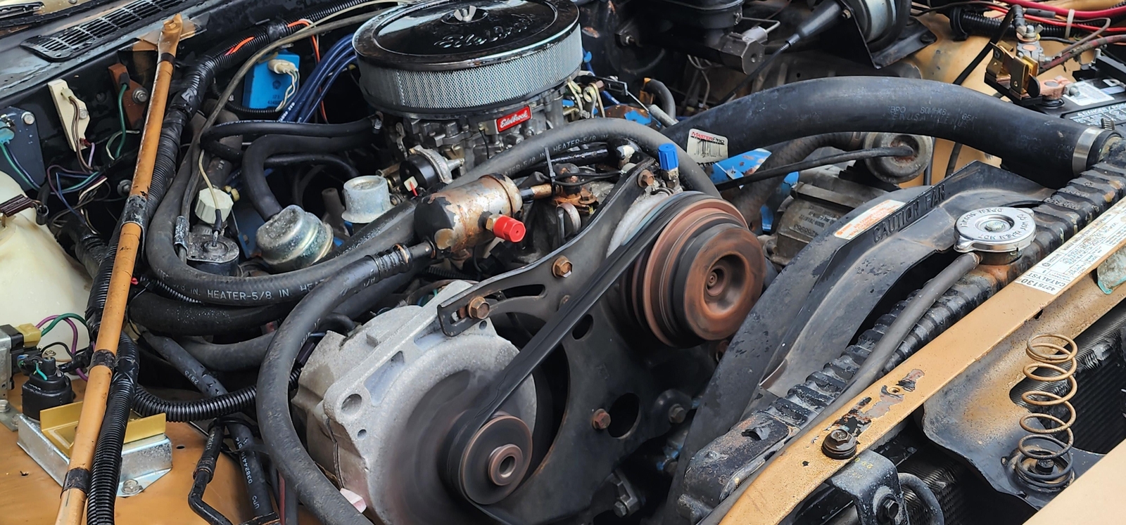 Chrysler-Imperial-1982-2-dr-21