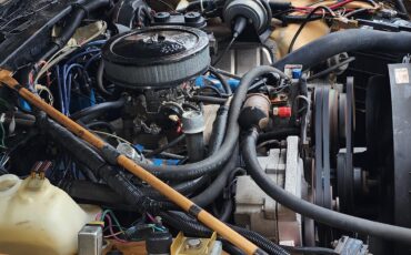 Chrysler-Imperial-1982-2-dr-22