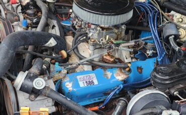 Chrysler-Imperial-1982-2-dr-23