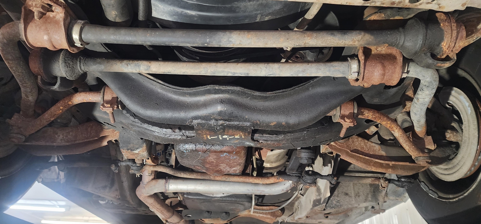 Chrysler-Imperial-1982-2-dr-32