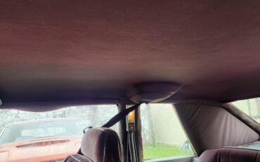 Chrysler-Imperial-1982-2-dr-38