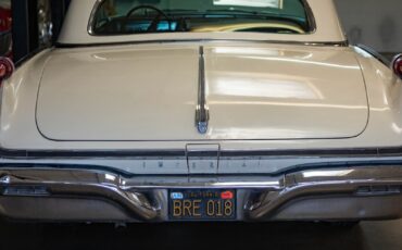 Chrysler-LeBaron-1962-4-Door-Hardtop-19