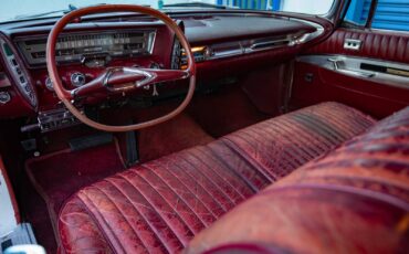 Chrysler-LeBaron-1962-4-Door-Hardtop-32