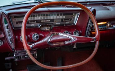 Chrysler-LeBaron-1962-4-Door-Hardtop-34