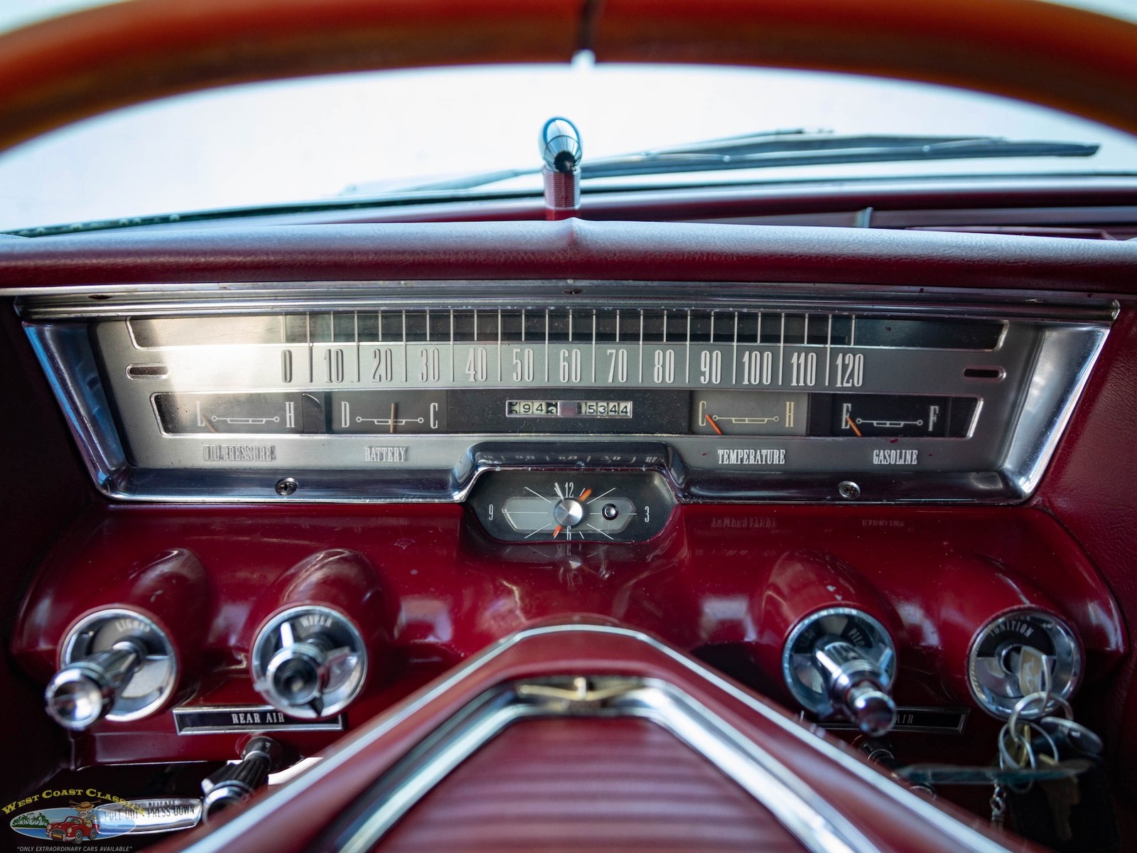 Chrysler-LeBaron-1962-4-Door-Hardtop-36