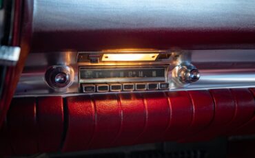 Chrysler-LeBaron-1962-4-Door-Hardtop-38