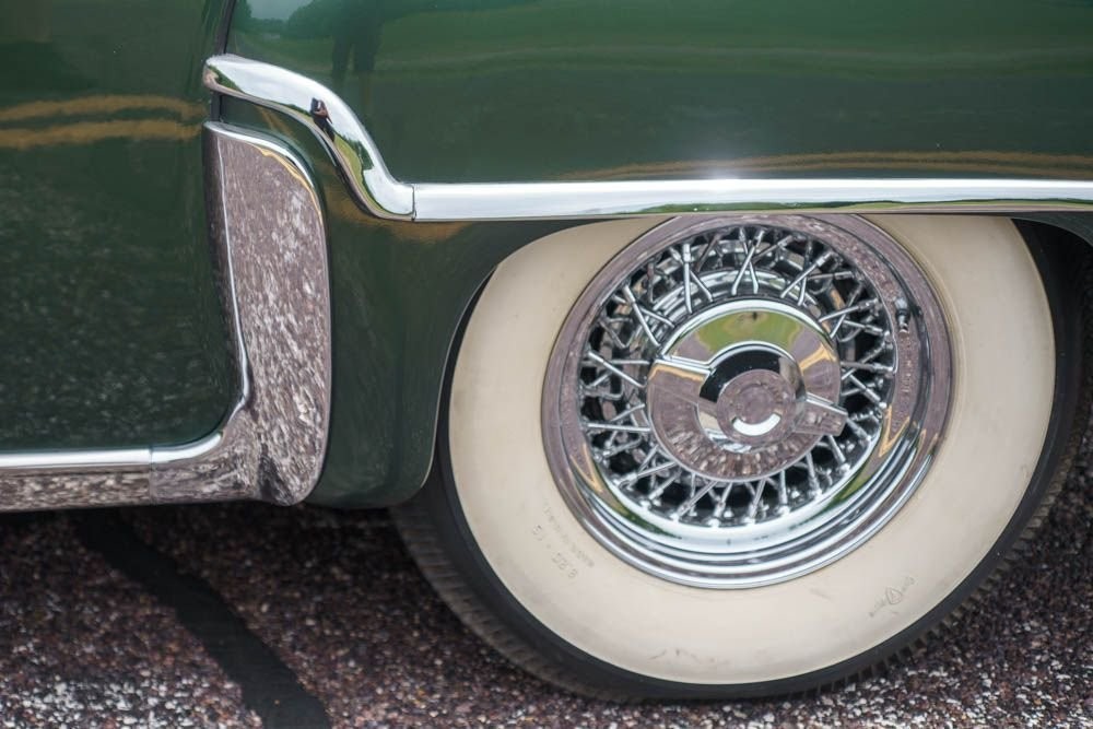 Chrysler-New-Yorker-1951-Convertible-10