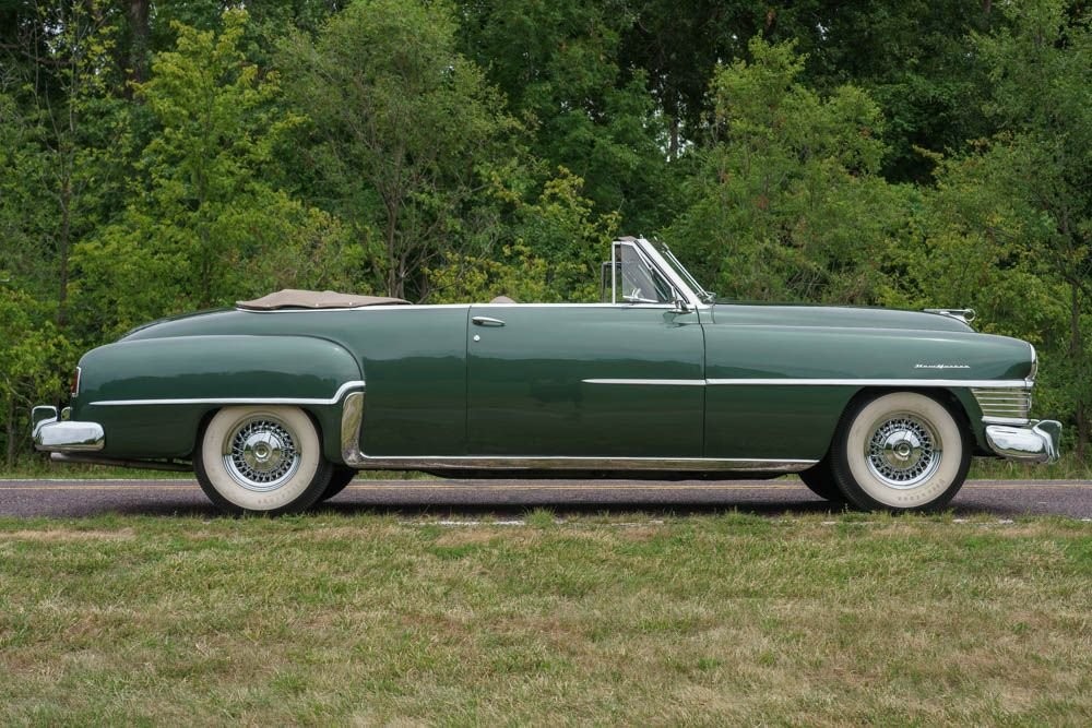 Chrysler-New-Yorker-1951-Convertible-26