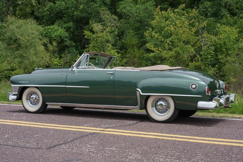 Chrysler-New-Yorker-1951-Convertible-31