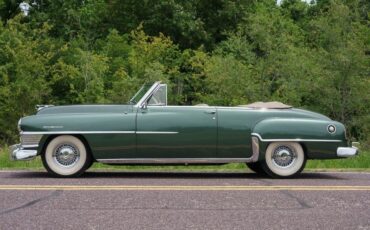 Chrysler-New-Yorker-1951-Convertible-32