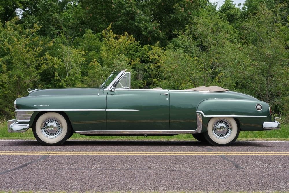 Chrysler-New-Yorker-1951-Convertible-32
