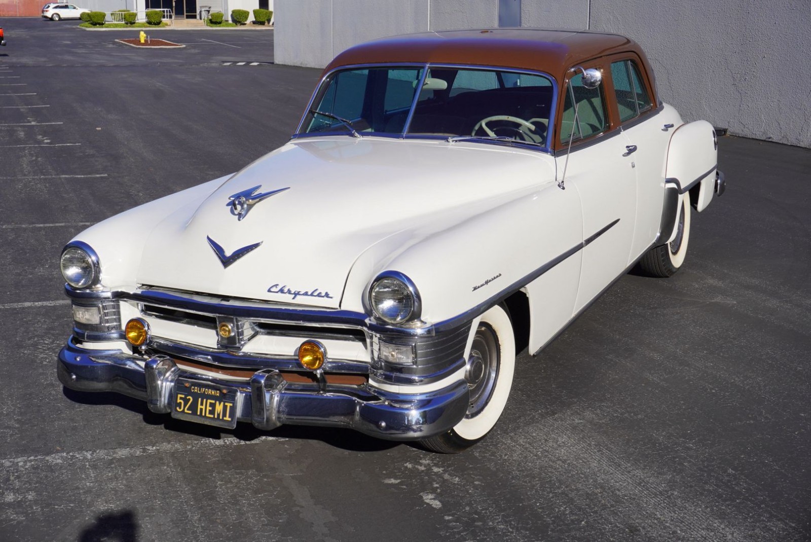Chrysler-New-Yorker-1952-Sedan-16
