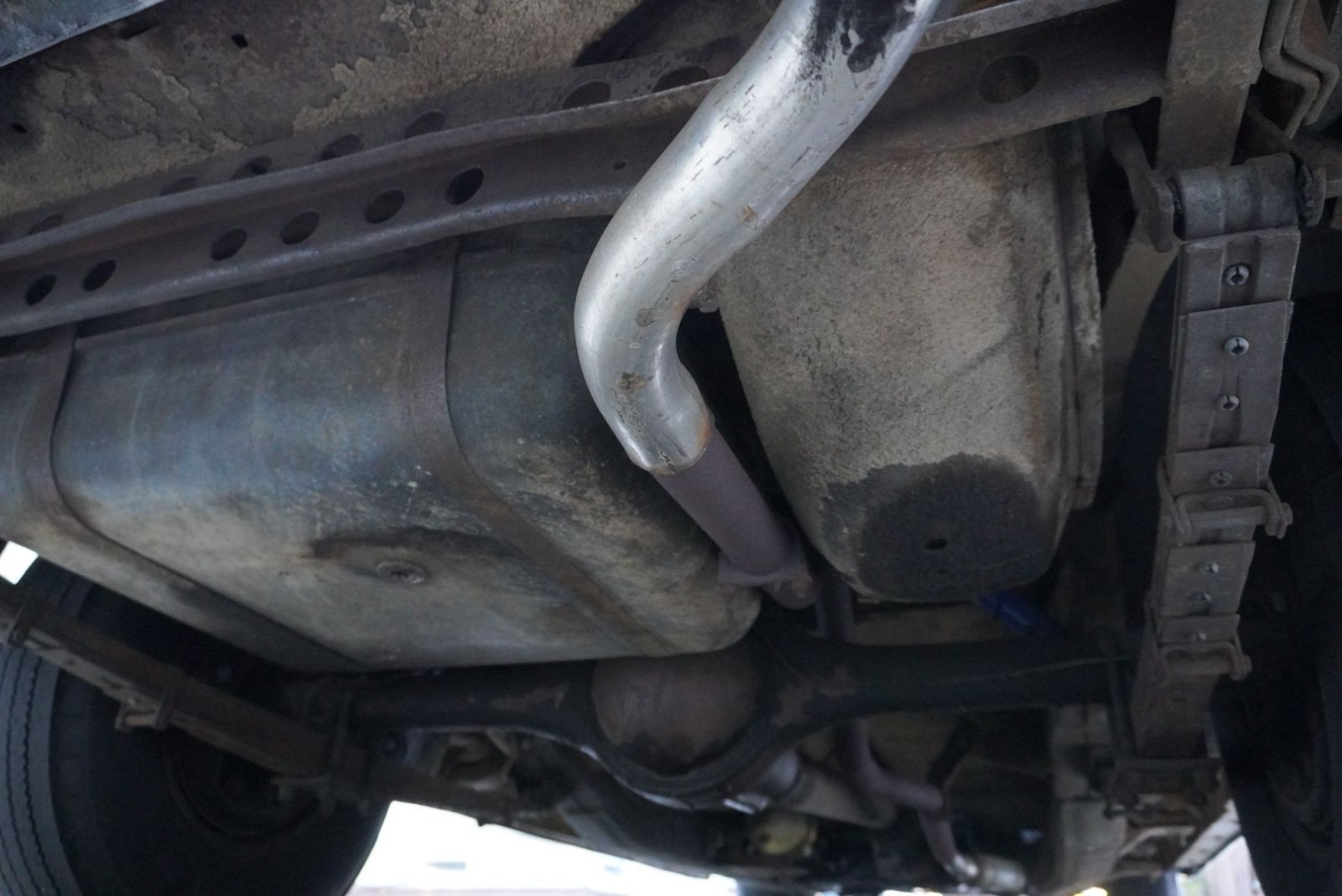 Chrysler-New-Yorker-1952-Sedan-28