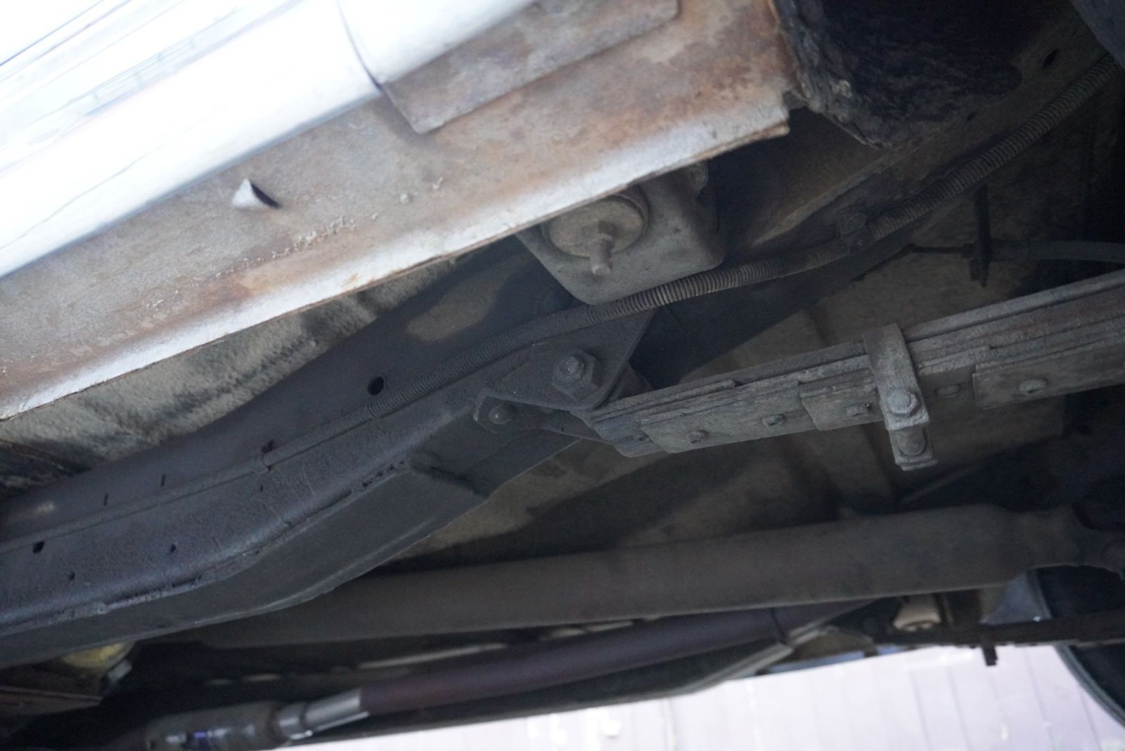 Chrysler-New-Yorker-1952-Sedan-31