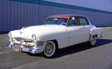 Chrysler-New-Yorker-1952-Sedan-4