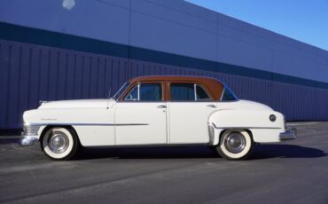 Chrysler-New-Yorker-1952-Sedan-8