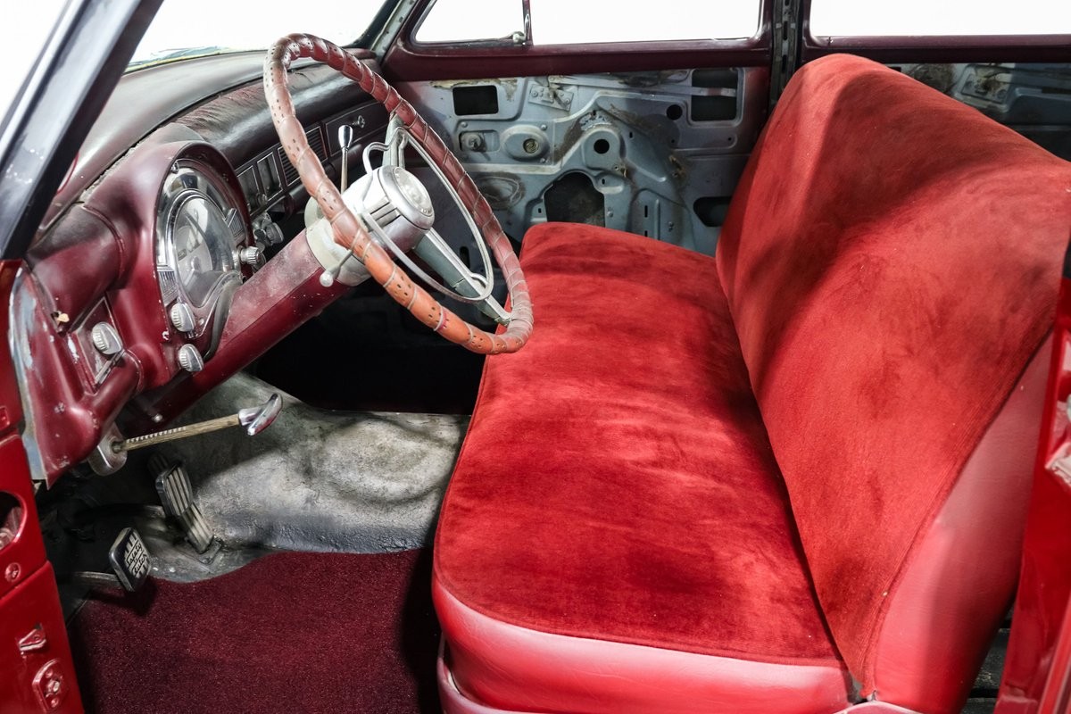 Chrysler-New-Yorker-1953-13