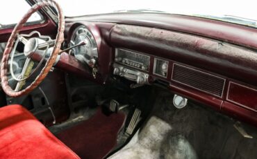 Chrysler-New-Yorker-1953-18