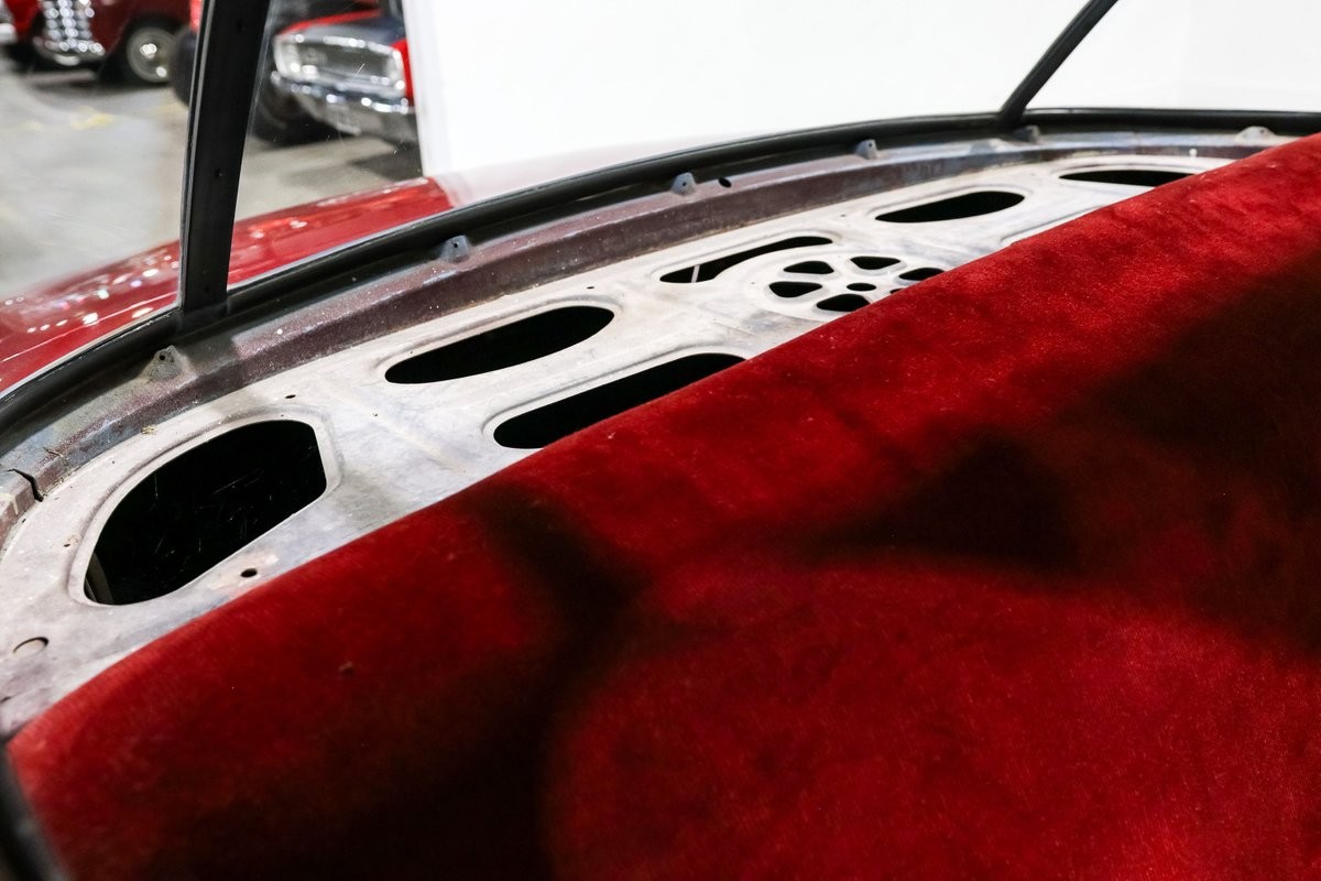 Chrysler-New-Yorker-1953-21