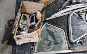 Chrysler-New-Yorker-1953-26