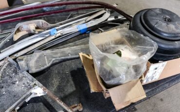 Chrysler-New-Yorker-1953-27