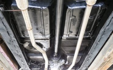 Chrysler-New-Yorker-1953-32