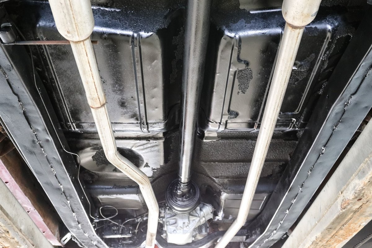 Chrysler-New-Yorker-1953-32