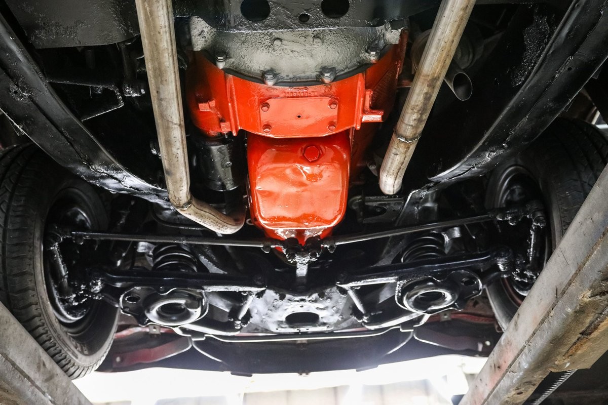 Chrysler-New-Yorker-1953-34