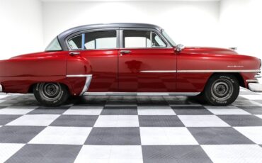 Chrysler-New-Yorker-1953-7