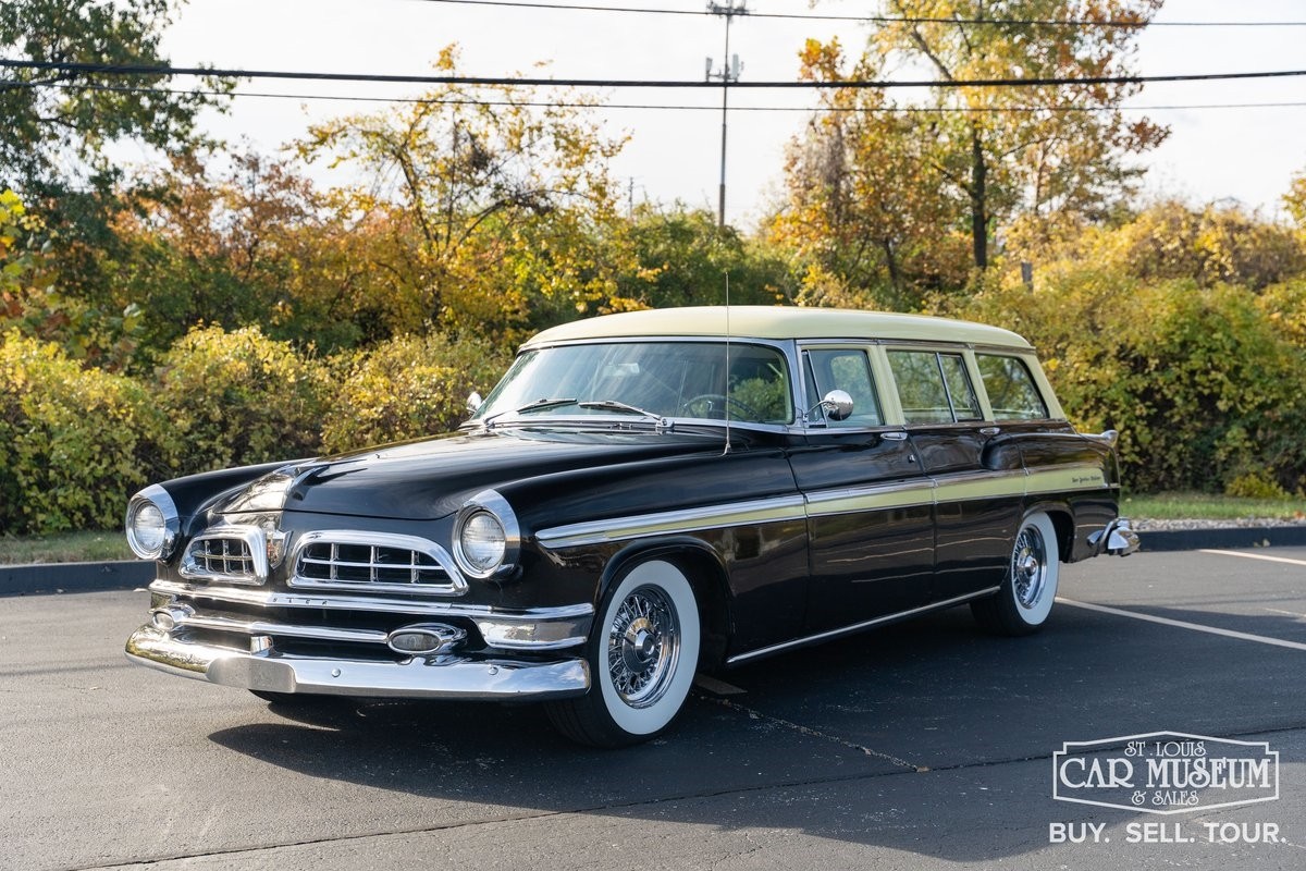 Chrysler-New-Yorker-1955-Station-Wagon-1