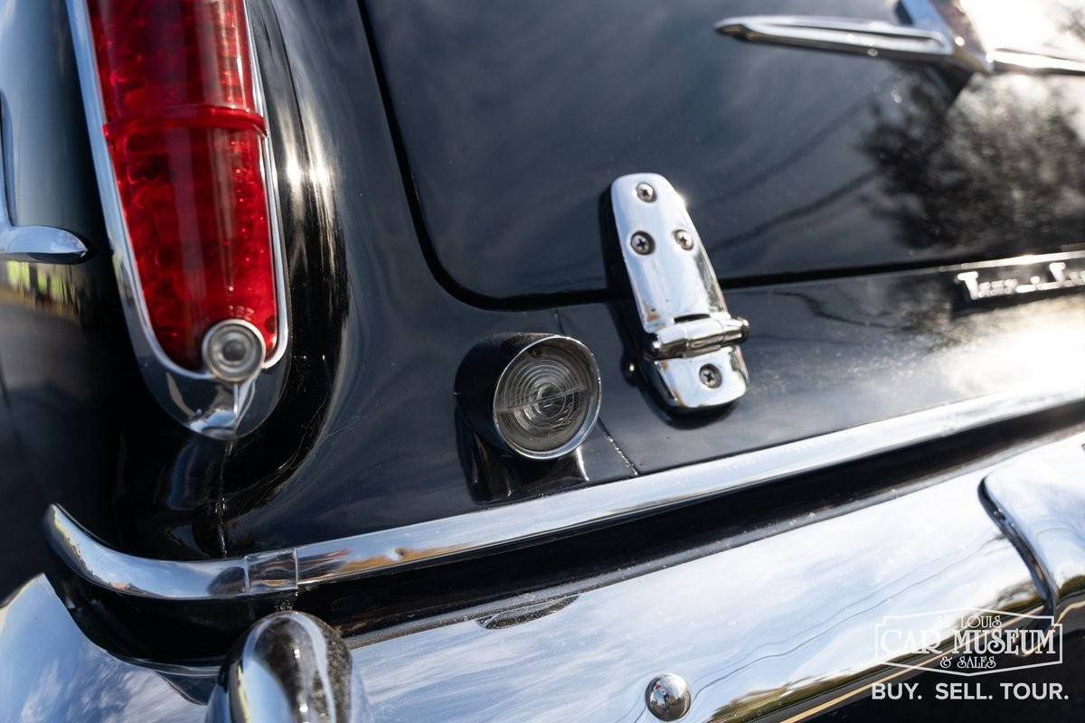 Chrysler-New-Yorker-1955-Station-Wagon-28