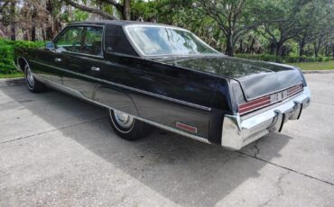 Chrysler-New-Yorker-1975-15