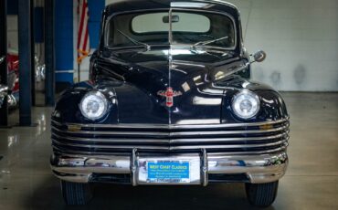 Chrysler-New-Yorker-2-Door-Club-Coupe-1942-2-Door-Coupe-13